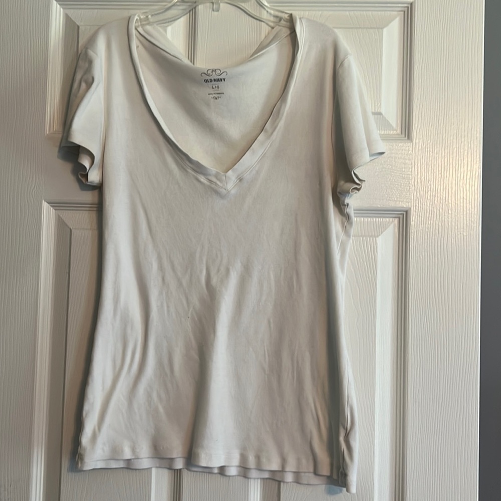 Old Navy White Vneck